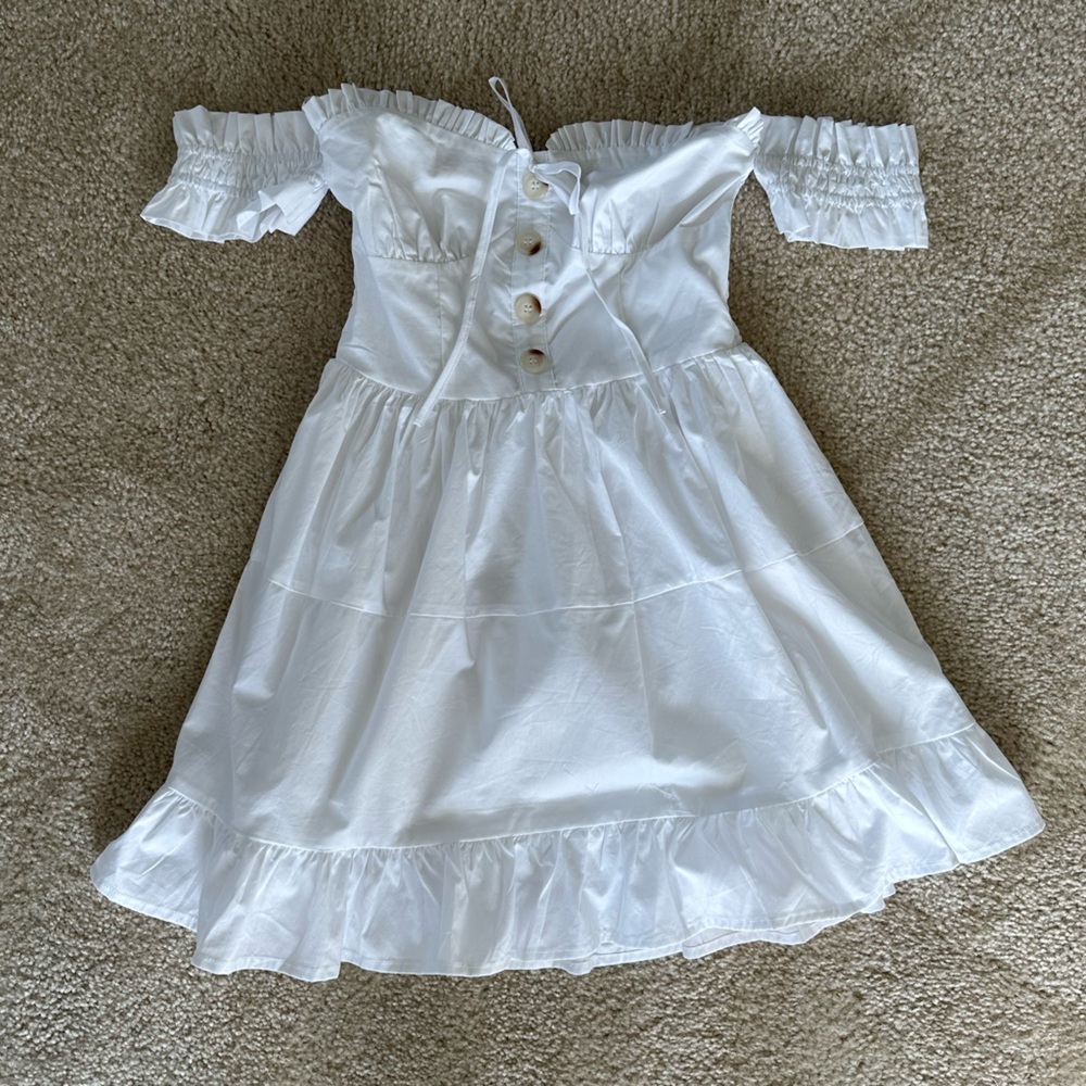 NWOT Pink Lily x Caitlin Covington Mykonos Corset Off the Shoulder White Dress